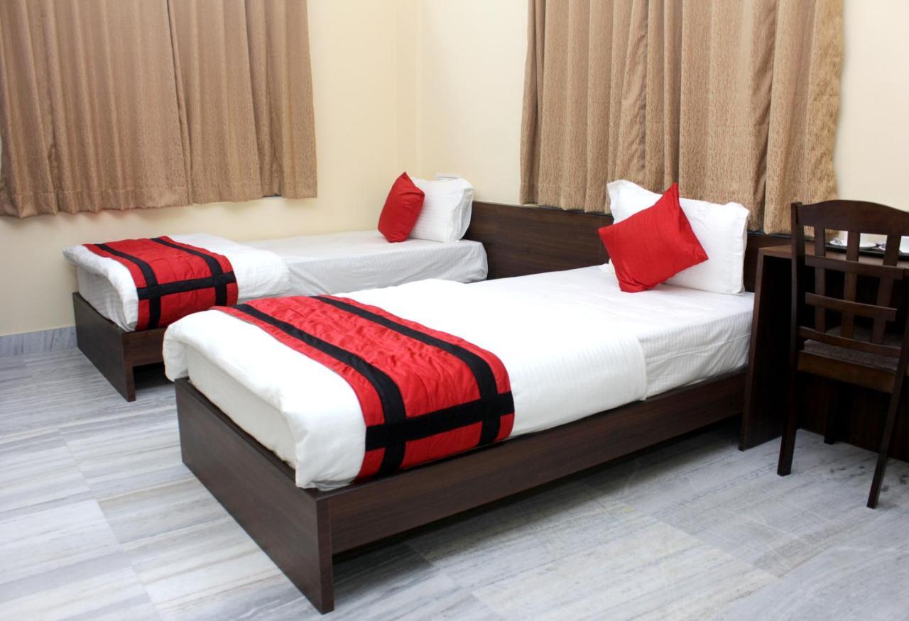 Sanjiva Suites Калькутта Экстерьер фото