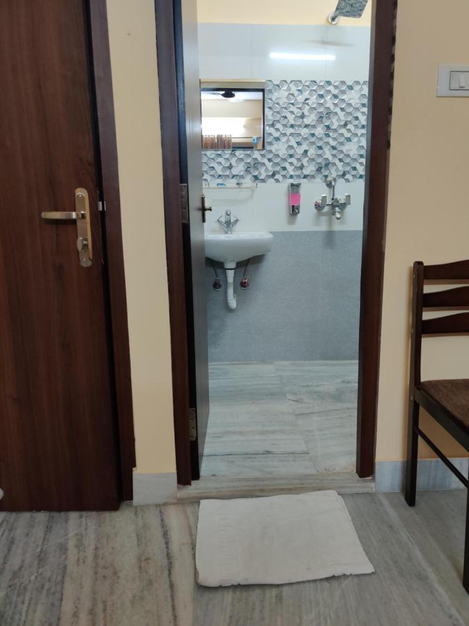 Sanjiva Suites Калькутта Экстерьер фото