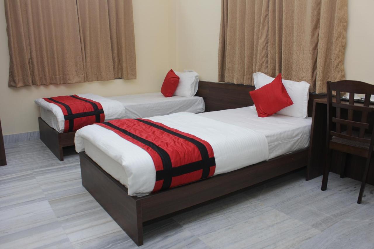 Sanjiva Suites Калькутта Экстерьер фото