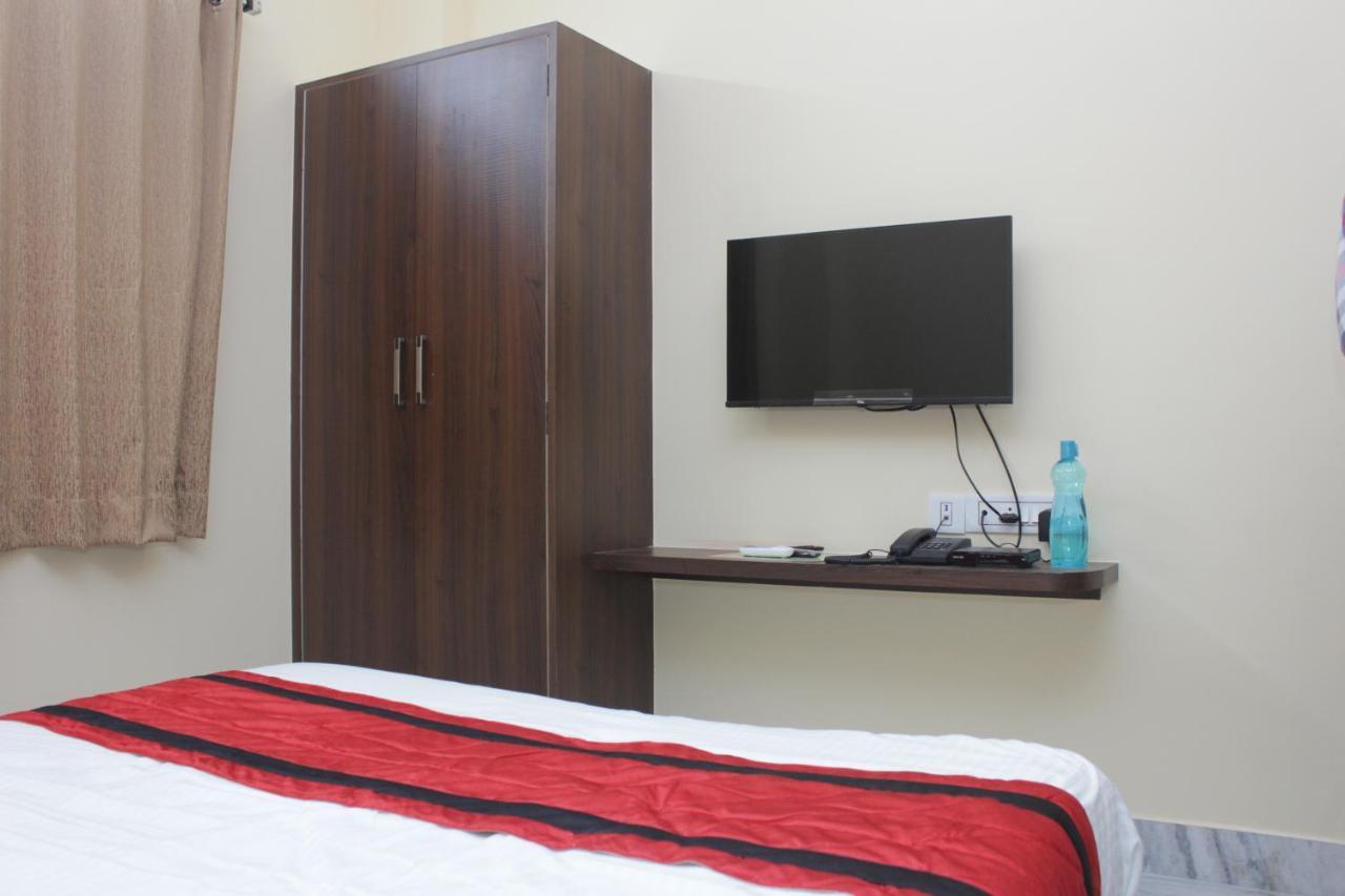 Sanjiva Suites Калькутта Экстерьер фото