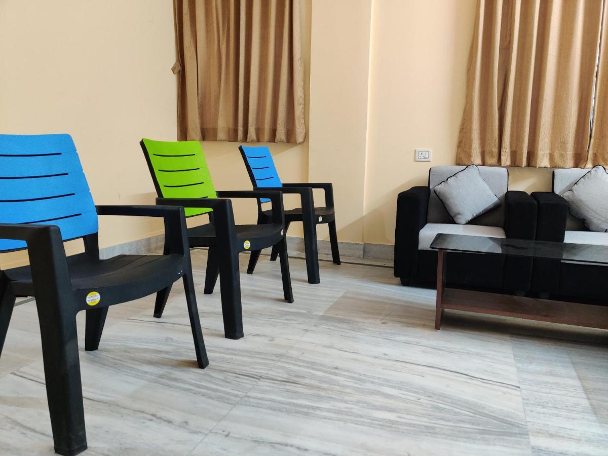 Sanjiva Suites Калькутта Экстерьер фото